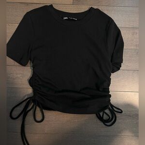 Black Zara ruched cropped tee